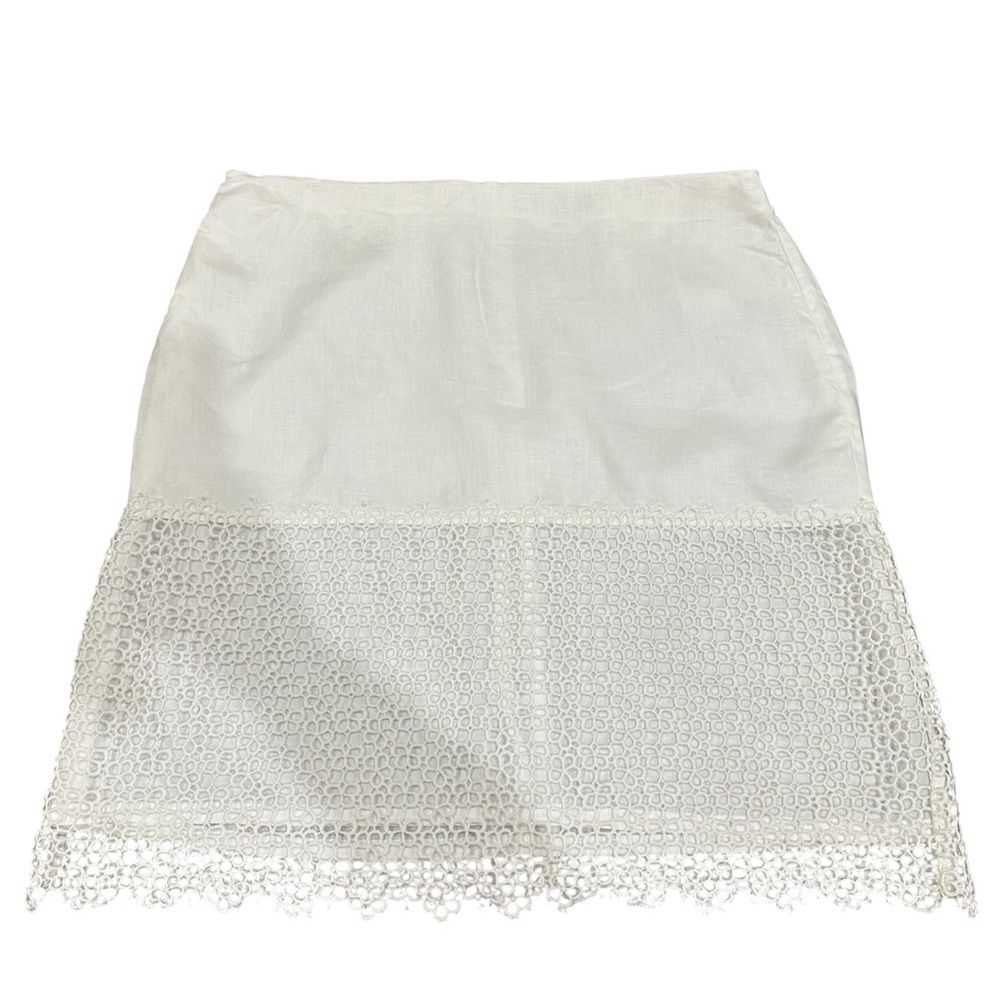 Ann Taylor White Lace Hem Skirt
